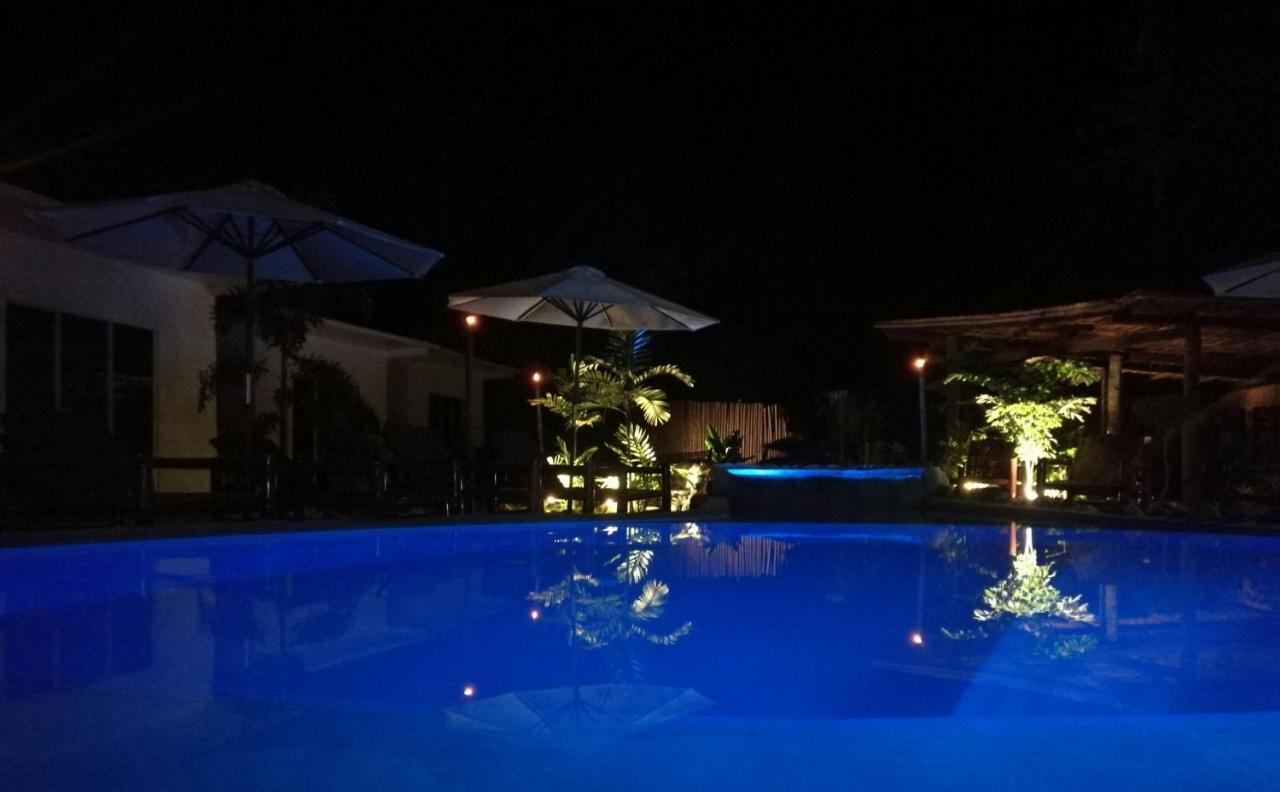 Oceanlife Explorers Resort Siquijor Exterior photo